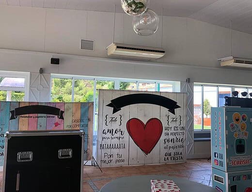 Fotomatón y Papelería Sonrisas Badajoz