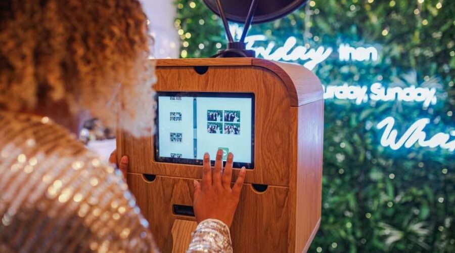Fotomatón Eventos Corporativos: Las Ventajas que harán destacar tu Marca