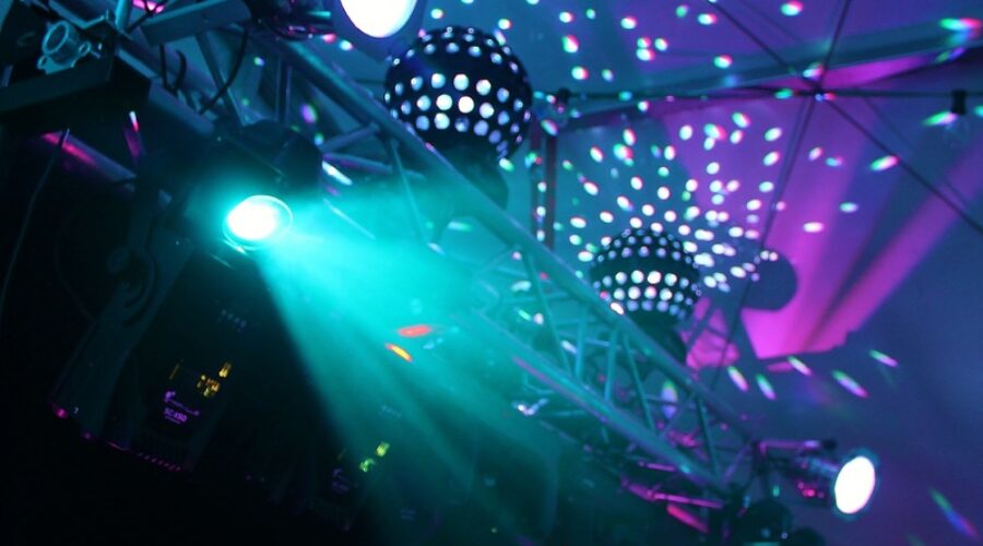 Aspectos de Seguridad para Servicios de Fotomatón en Eventos y Celebraciones